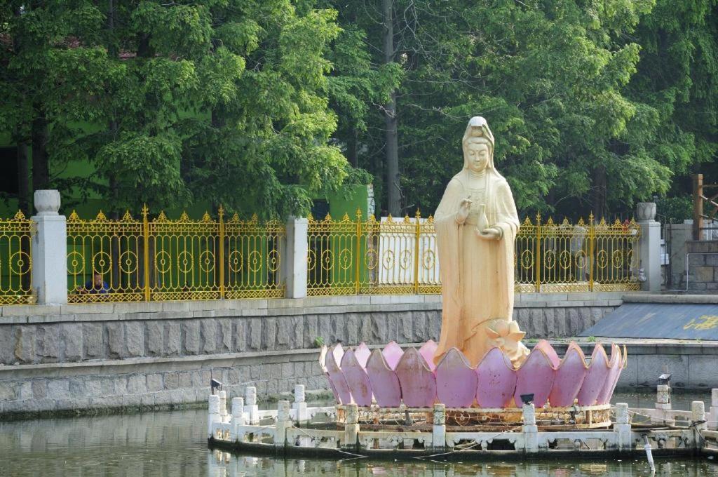 Jinjiang Inn Qingdao Wuxi Square Nanjing Road Metro Station Eksteriør bilde