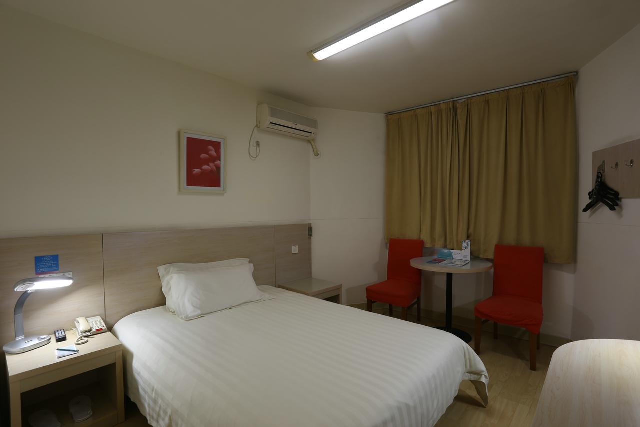 Jinjiang Inn Qingdao Wuxi Square Nanjing Road Metro Station Eksteriør bilde